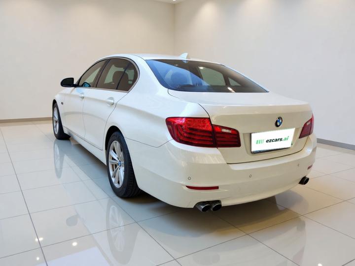 5 Series 2014 520Li photo 4