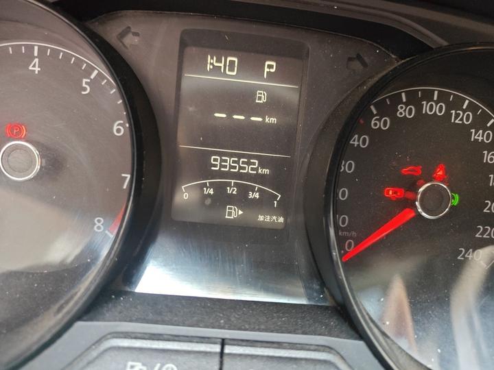 Lavida 2017 1.6L AT photo 2