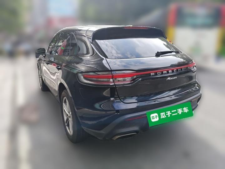 2024 Macan 2.0T photo 4