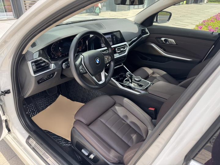 3 Series 2020 325Li Launch Edition photo 6