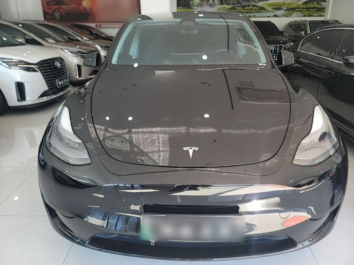 Model Y 2022 Facelift RWD photo 2