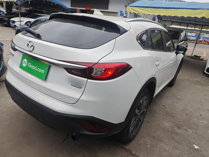 CX-4 2016 2.5L AT AWD photo 4
