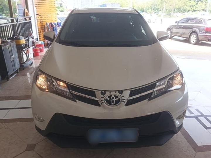RAV4 2015 2.0L CVT RWD photo 2