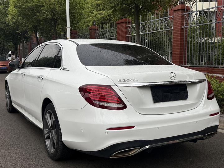 E-Class 2018 E 200 L Sport photo 4