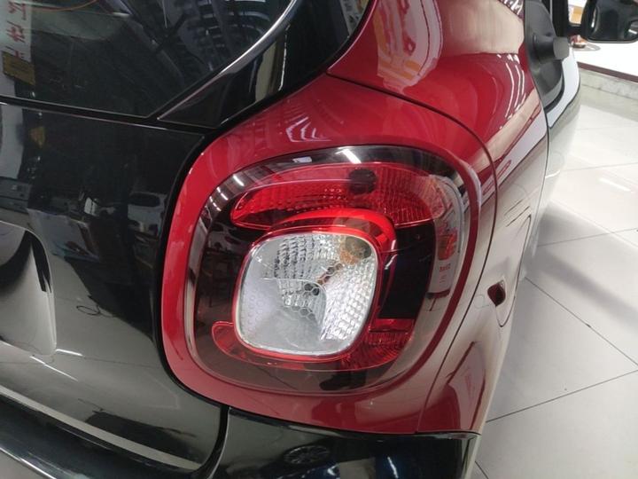 fortwo 2015 1.0L 52 Coupe photo 7