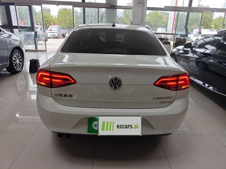 Lamando 2018 230TSI DSG photo 3