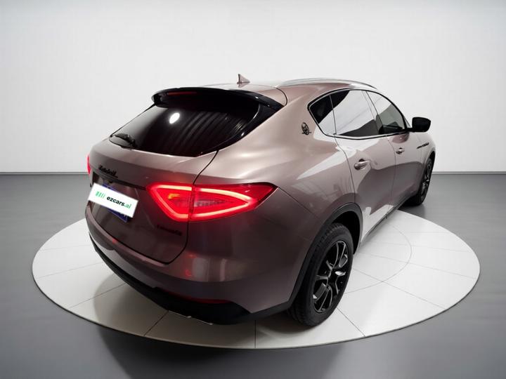 Levante 2016 3.0T Standard photo 4