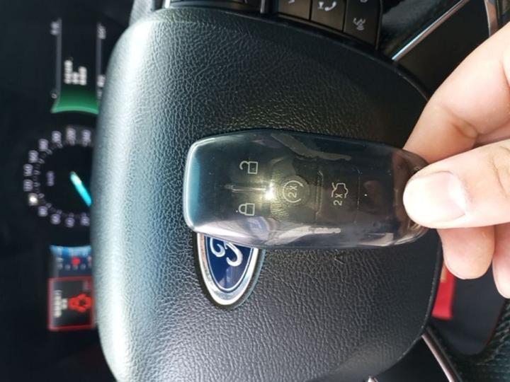 Taurus 2015 EcoBoost 245 Luxury photo 8