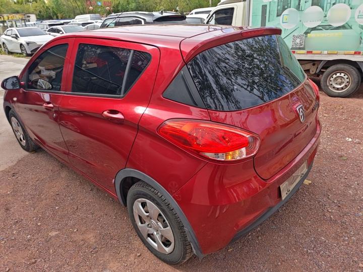 310 2016 1.2L MT Comfort photo 4
