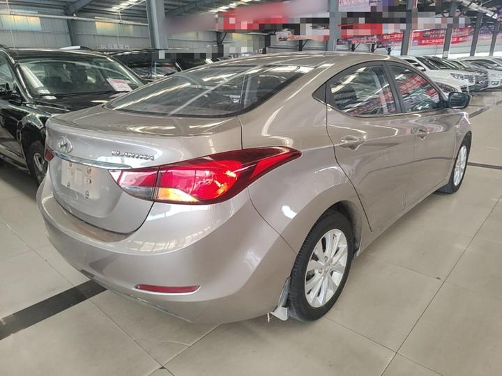 Elantra 2016 1.6L AT Smart photo 6