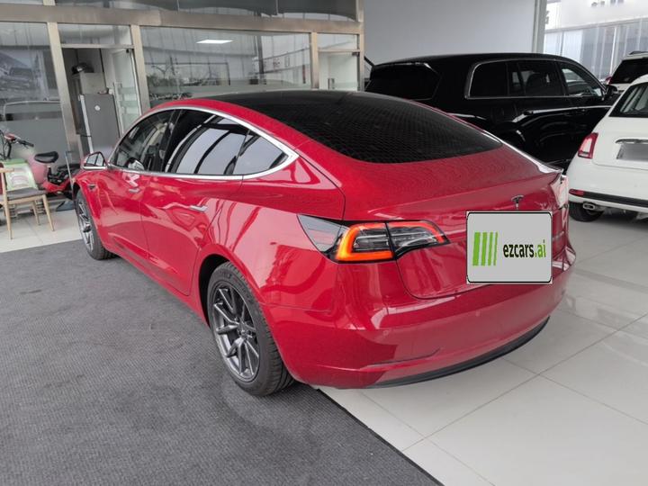 Model 3 2020 Standard Range RWD Upgraded photo 4