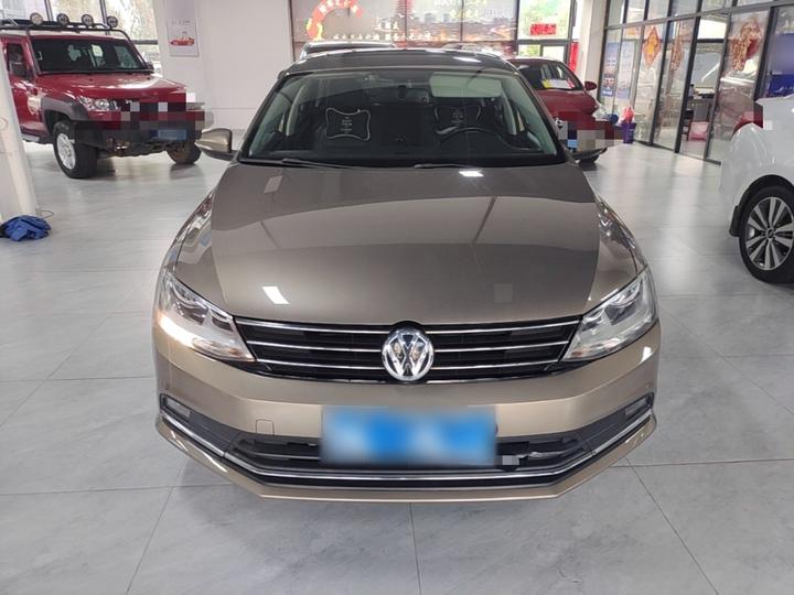 Sagitar 2015 1.6L AT Comfort photo 2