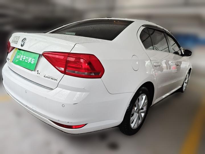 Lavida 2017 1.6L AT Comfort photo 4