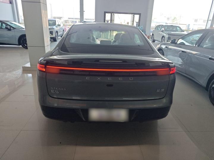 Sterra ES 2025 EV 77kWh photo 8