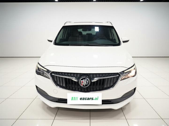 GL6 2018 18T 6-Seater Luxury photo 2