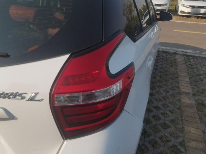 YARiS L 2016 Facelift 1.3E MT photo 7