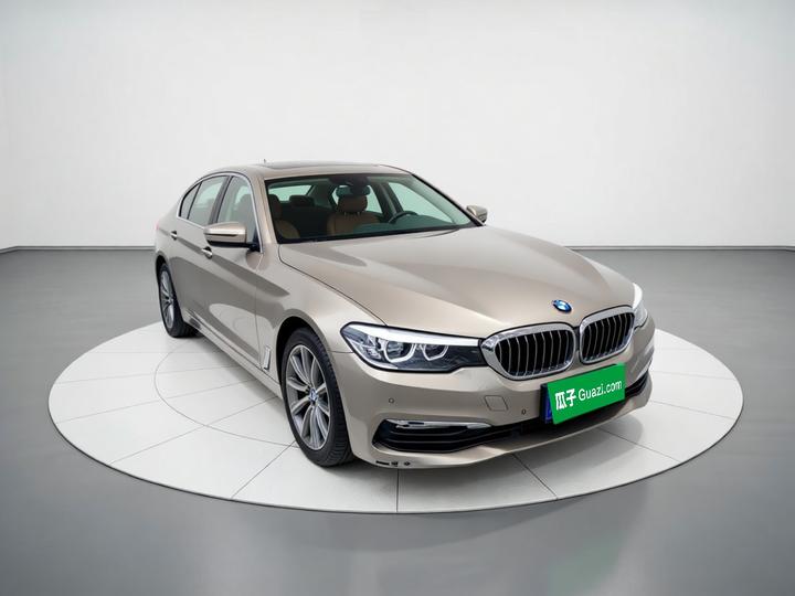 5 Series 2018 528Li Special photo 3