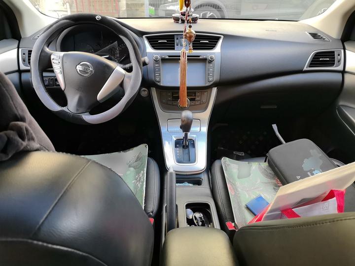 Sylphy 2014 1.6XV CVT Exclusive photo 5