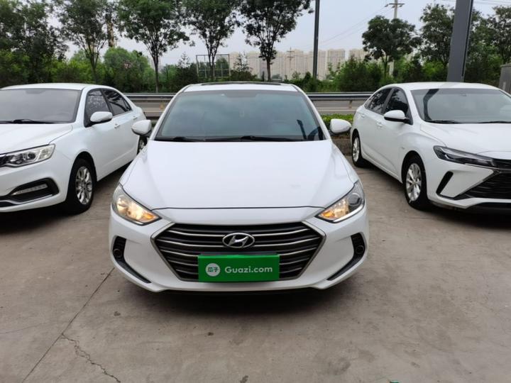 Elantra 2016 1.6L AT Smart Elite photo 2