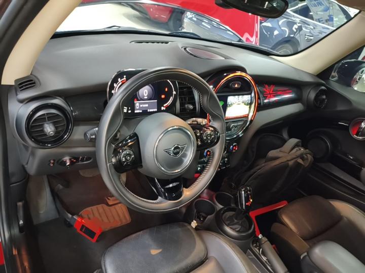 2021 1.5T COOPER photo 5