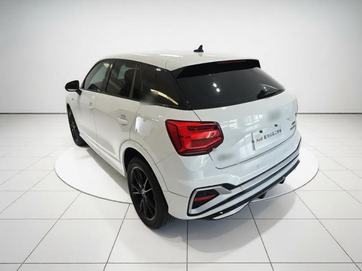 Q2L 2022 35 TFSI Progressive Dynamic photo 4