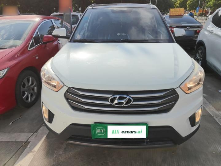 ix25 2015 1.6L AT RWD Smart GLS photo 2