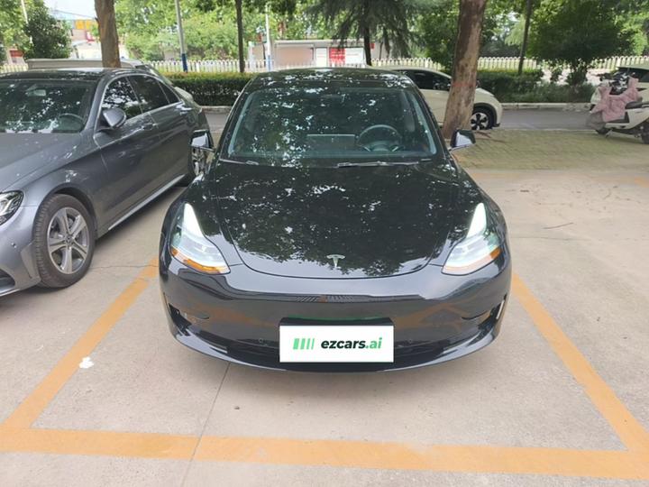 Model 3 2022 RWD photo 2