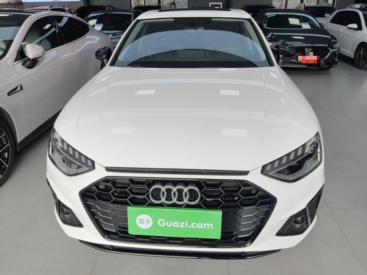 A4L 2022 40 TFSI Luxury Dynamic photo 2