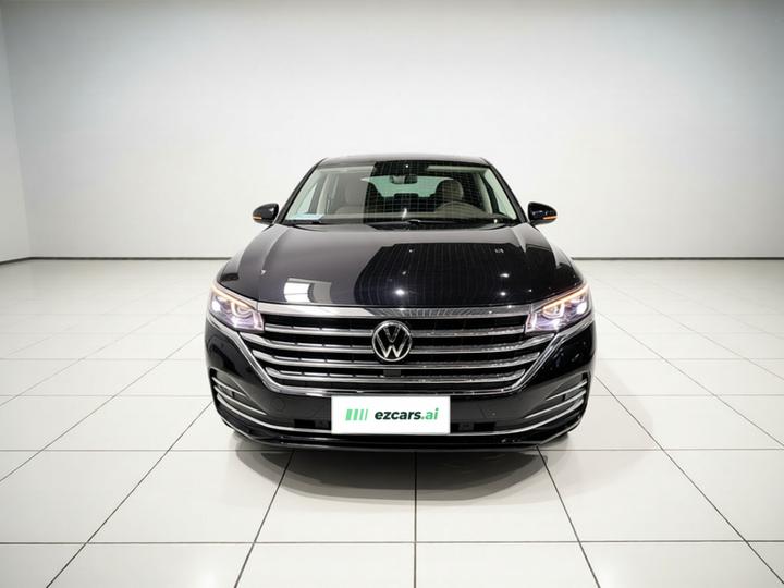 Viloran 2024 380TSI Premium photo 2