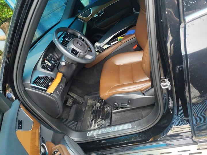 XC90 2021 B6 Luxury 7-Seater photo 7