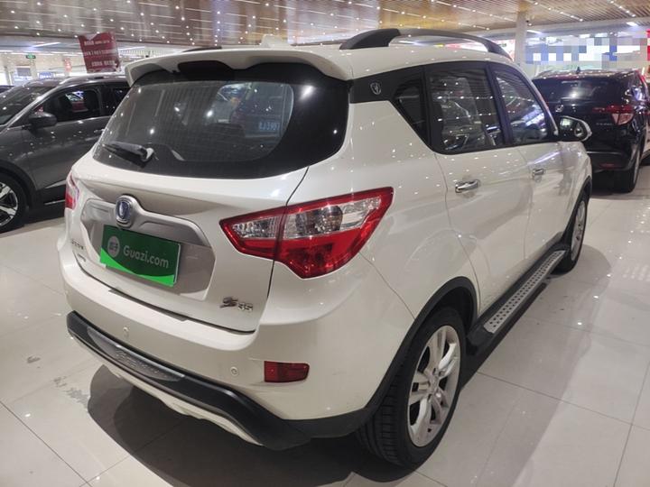 CS35 2014 1.6L AT Luxury IV photo 6