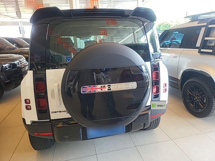 Defender 2021 110 P400 SE photo 3