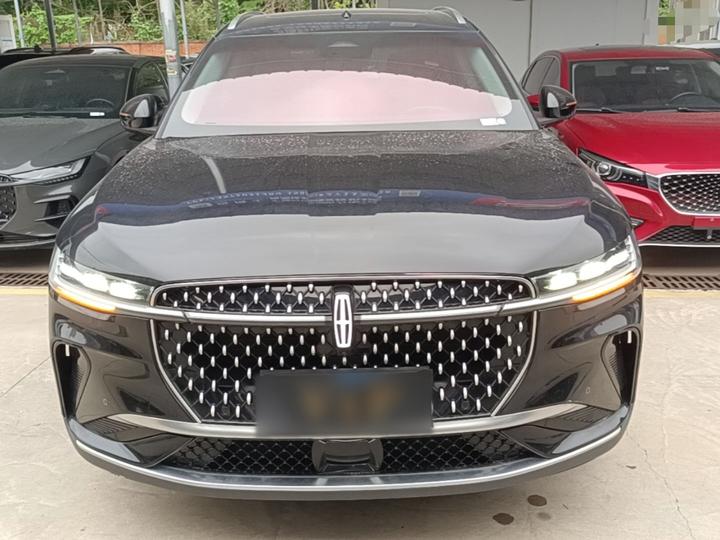 Nautilus 2023 2.0T AWD photo 2