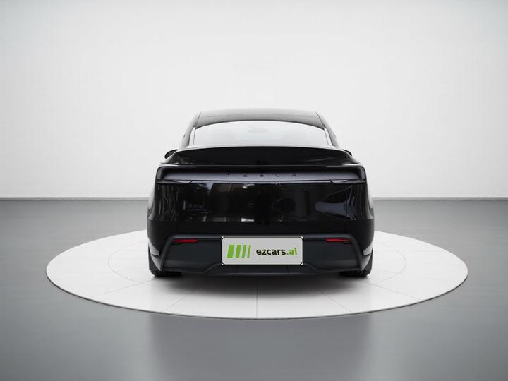 Model Y 2025 RWD photo 5
