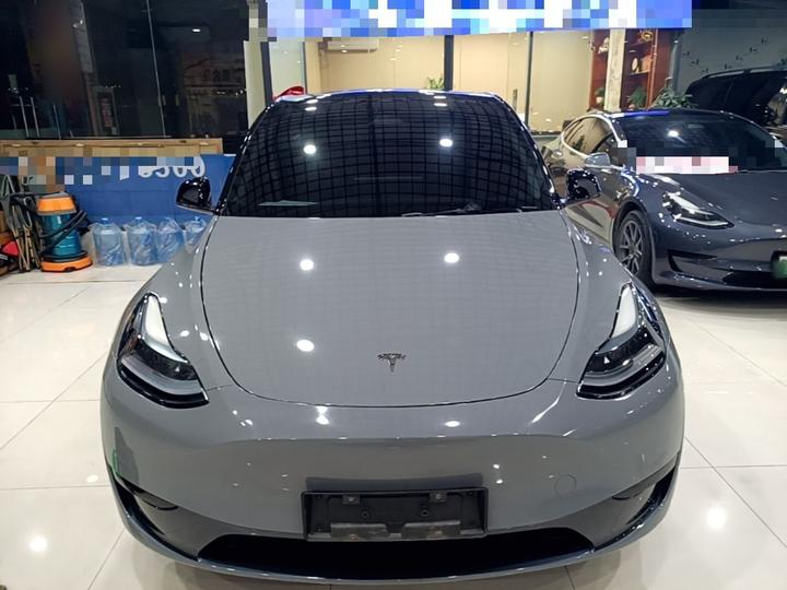 Model Y 2024 RWD photo 2