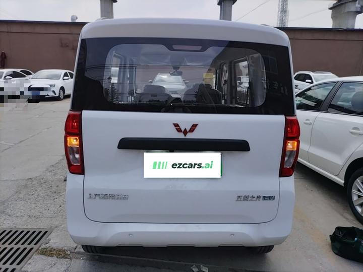 Wuling Zhiguang EV 2025 305km Progressive photo 3