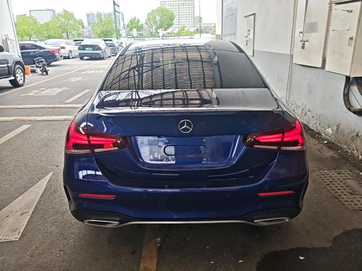 A-Class 2020 Facelift A 200 L Sport Dynamic photo 3