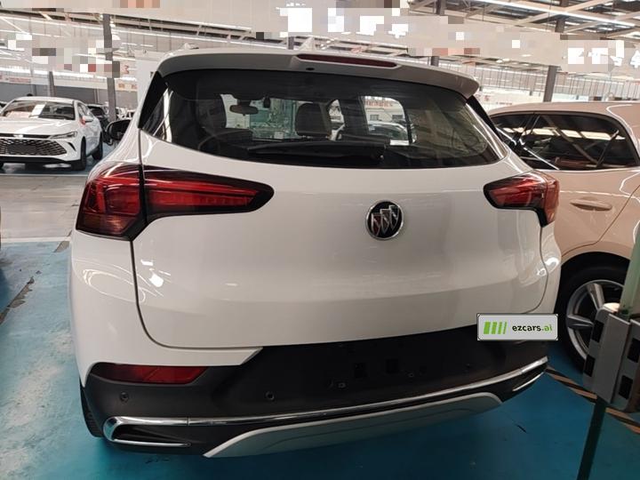 GX 2020 20T CVT RWD Luxury photo 3