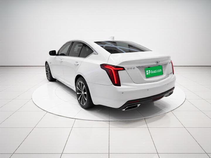 CT5 2022 28T Luxury photo 4