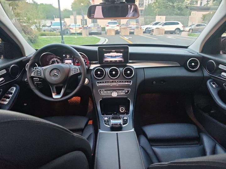C-Class 2018 C 200 L Sport photo 5