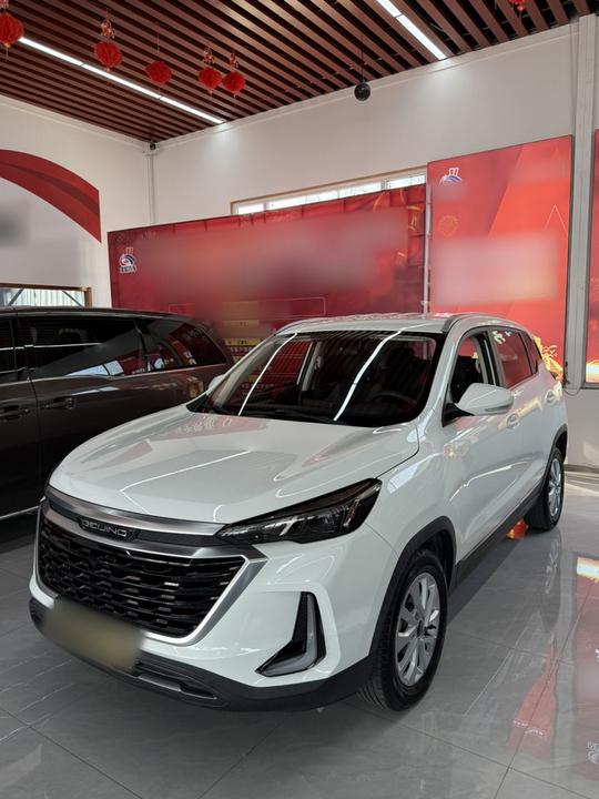 BAIC X3 2019 1.5T MT Honor