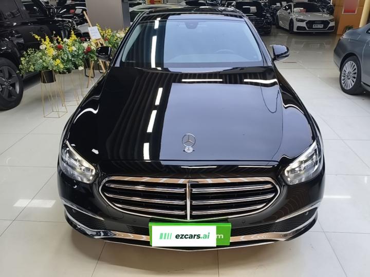E-Class 2023 E 260 L photo 2