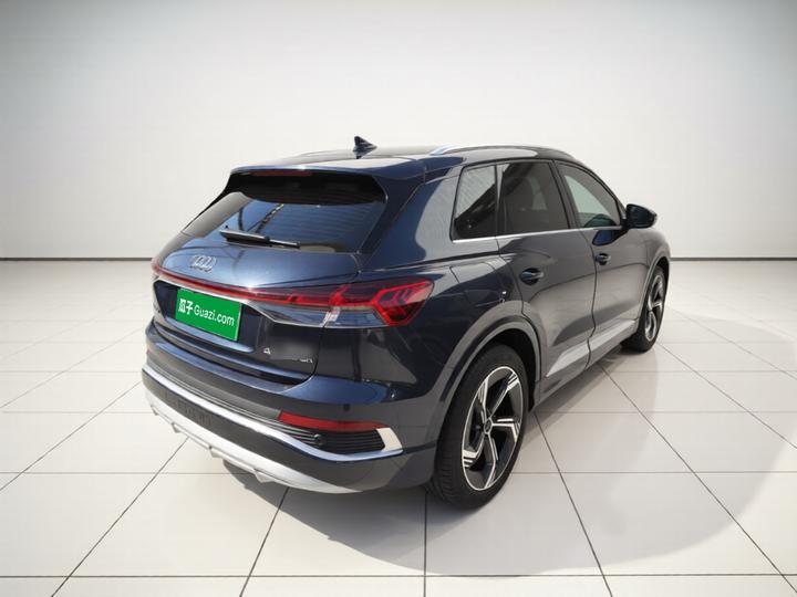 Q4 e-tron 2023 40 e-tron photo 6