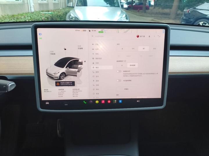 Model Y 2022 Facelift Long Range AWD photo 8