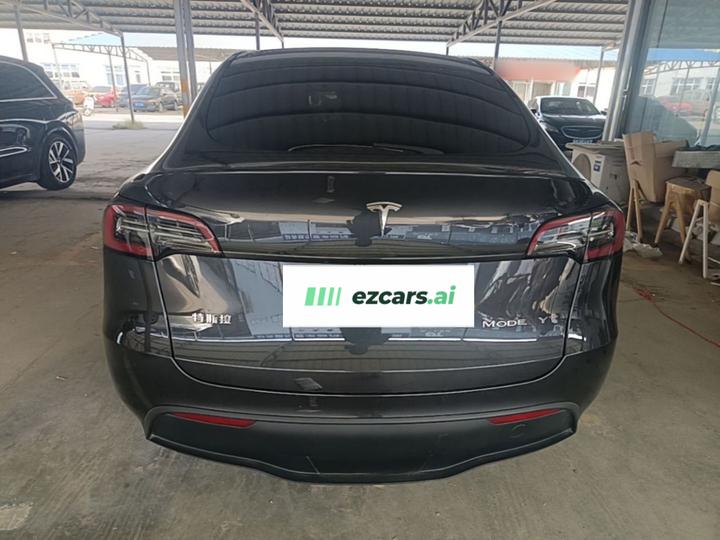 Model Y 2024 RWD photo 5