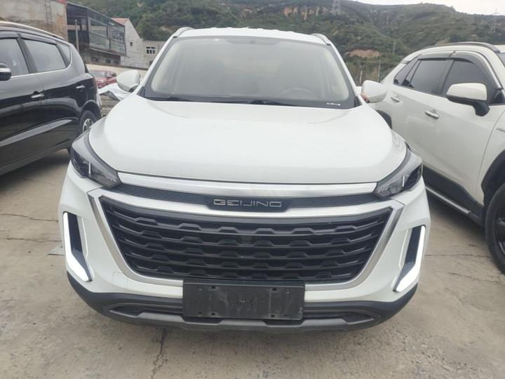 BAIC X3 2019 1.5T MT Honor photo 2