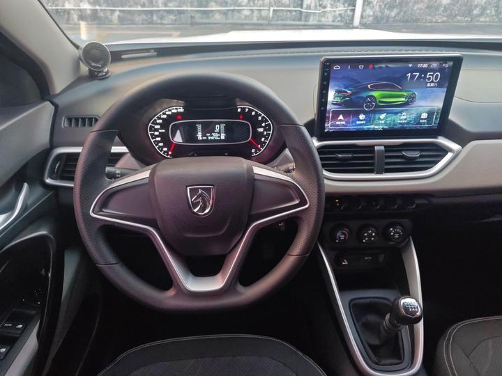 510 2017 1.5L MT Comfort photo 3