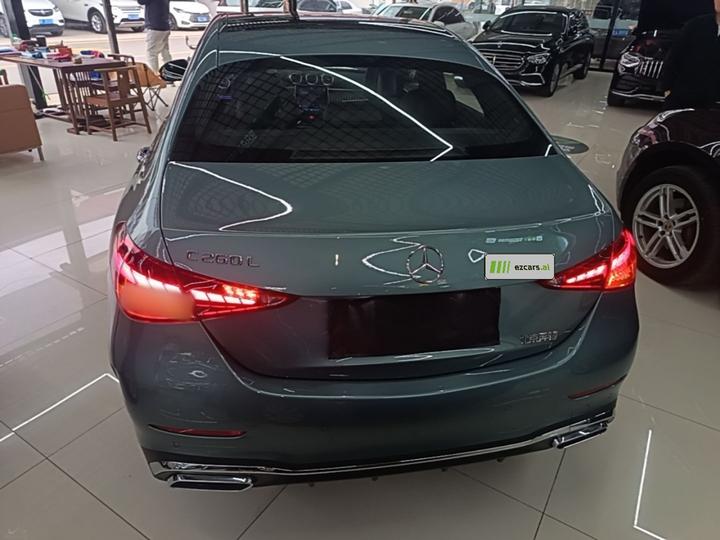 C-Class 2026 C 260 L Sport photo 5