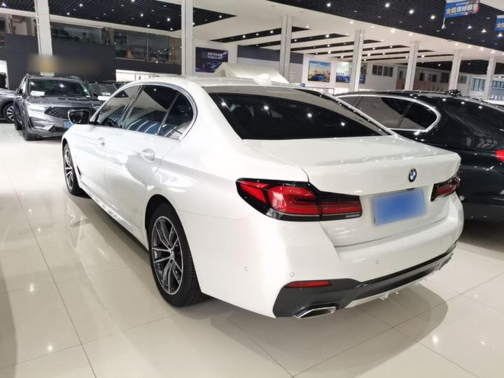 5 Series 2022 Facelift 525Li M Sport Package photo 4