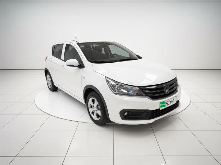 310 2016 1.2L MT Comfort photo 3